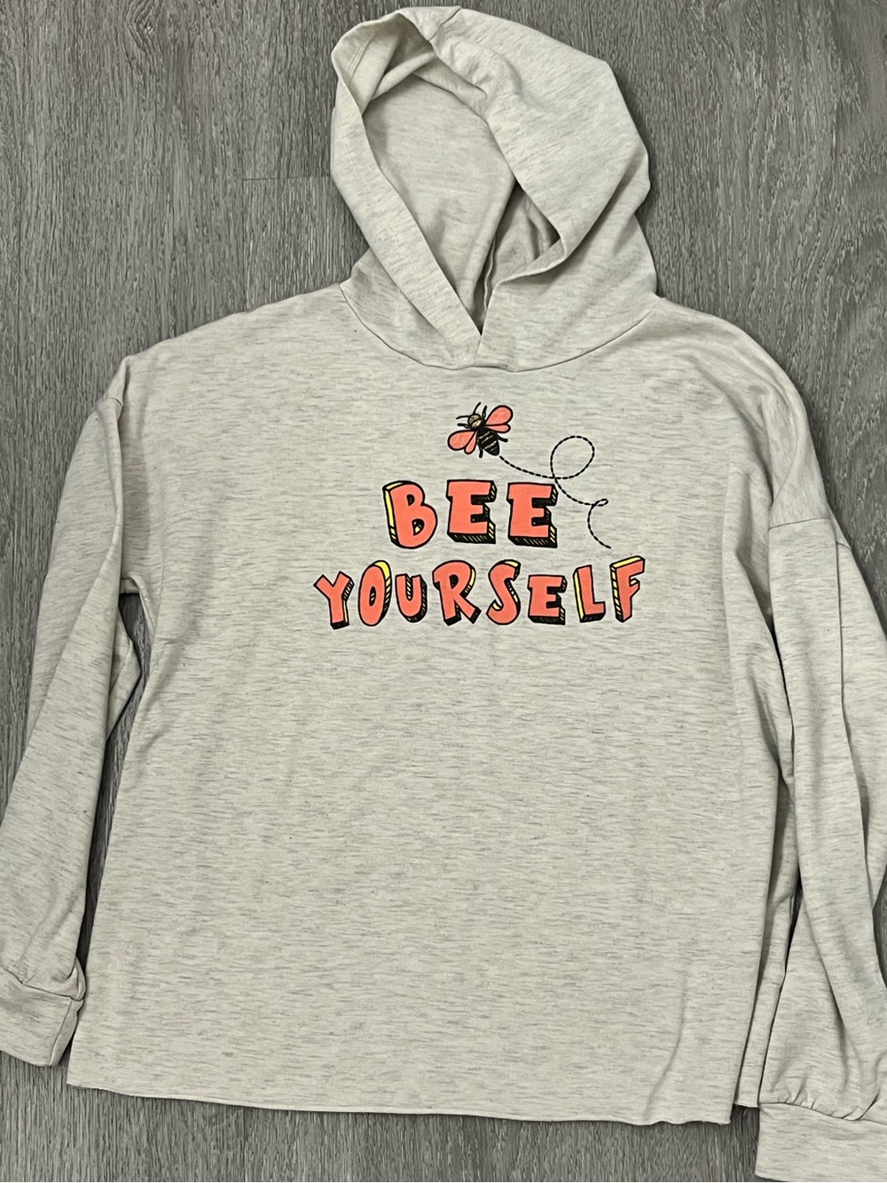 Eyeshadow Girls XL (16) Bee Yourself Graphic Hoodie Oatmeal Pullover Sweatshirt